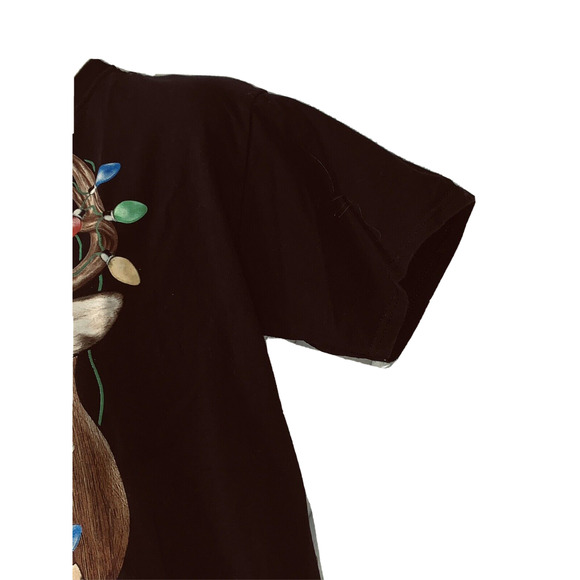 M I'm Dreaming Of A Whitetail Christmas T-Shirt Buck Deer Lights Bulbs Bells EUC - Picture 5 of 9